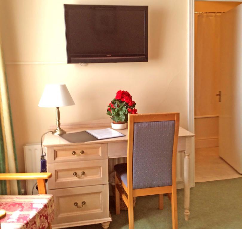 Tara Hall Accommodation Dún Laoghaire Pokój zdjęcie